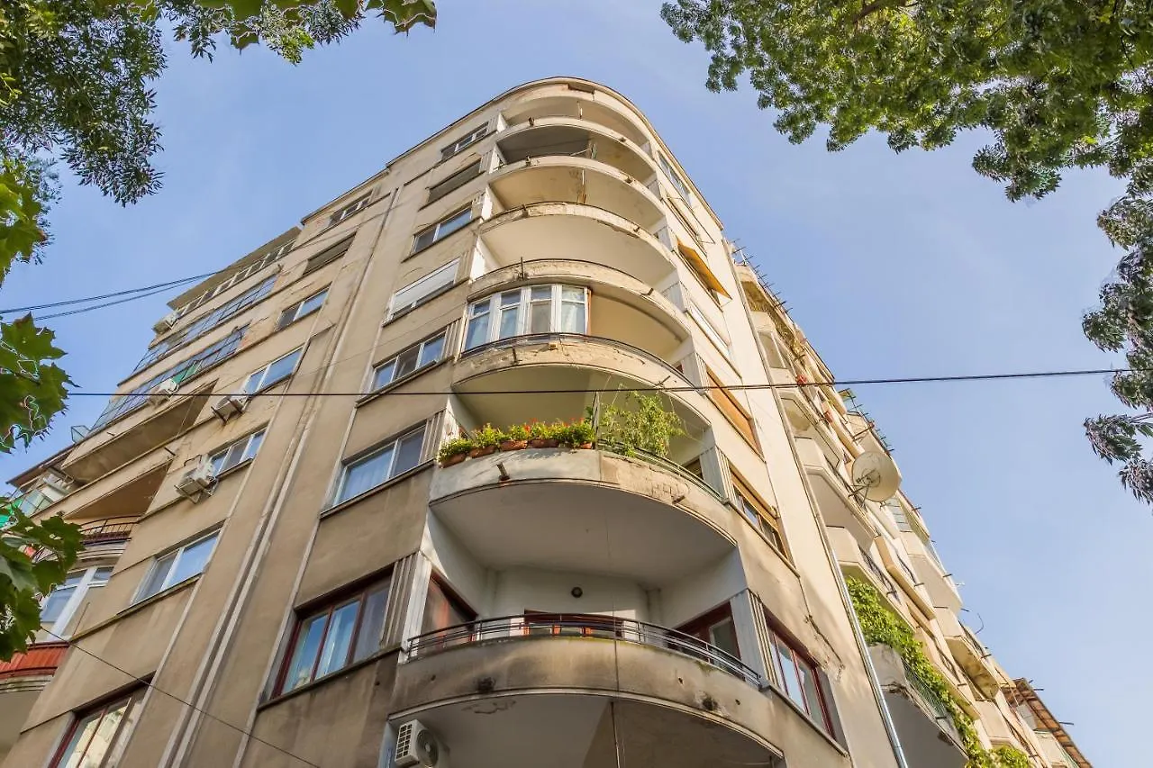 Deluxe Cismigiu Park Apartment Bucharest